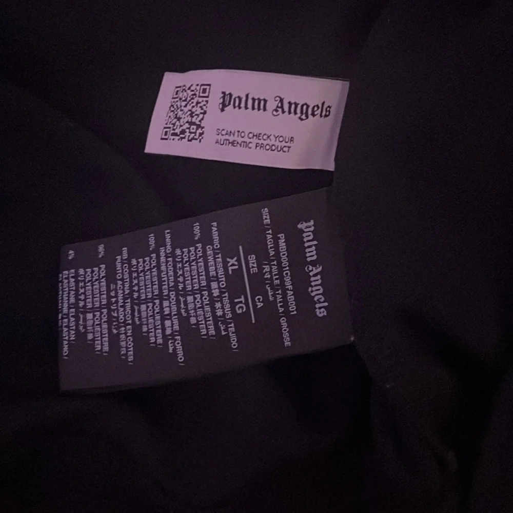 Brand new palm angles sweater, great condition never worn - Picture 3 of 5